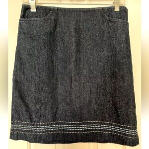🌺 Ann Taylor LOFT Womens Sz 4 Denim Embroidered Hem Skirt
